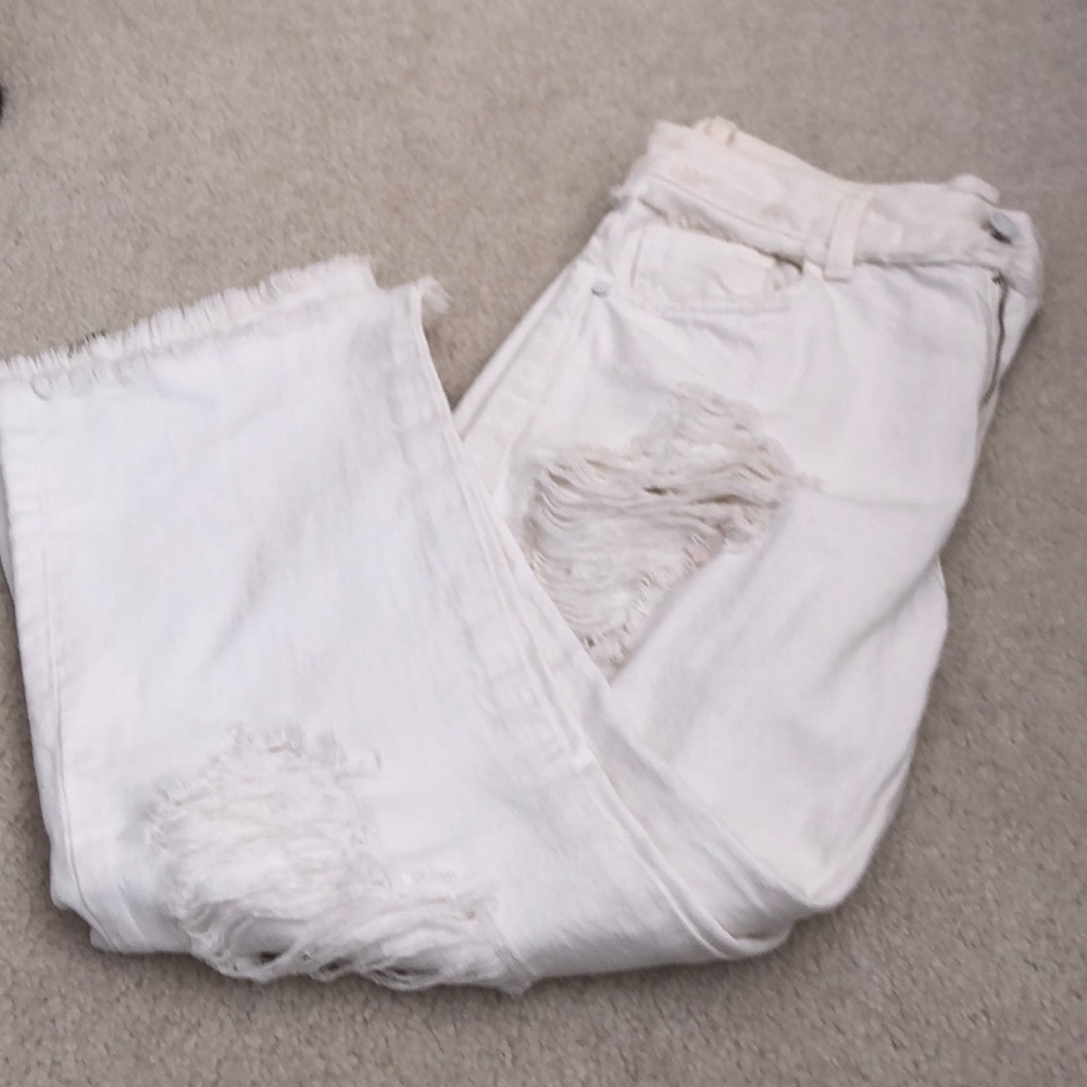 White cropped boyfriend style ripped jeans